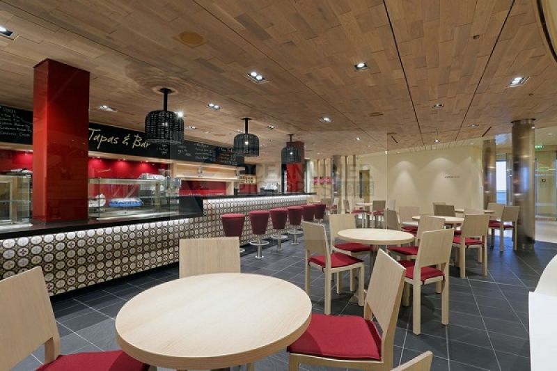 Tapas & Bar