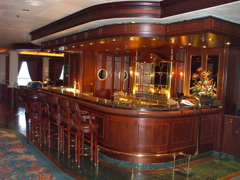 Crooners Bar