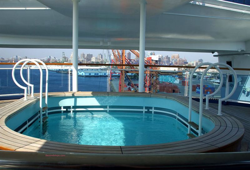 Pirates View Pool