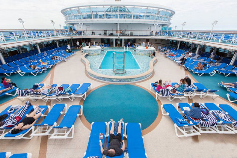 Neptunes Reef and Pool