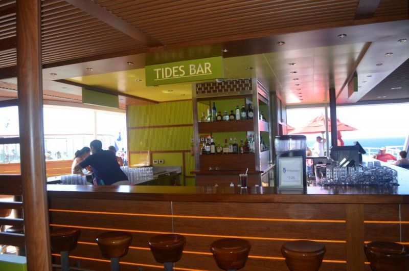 Tides Bar