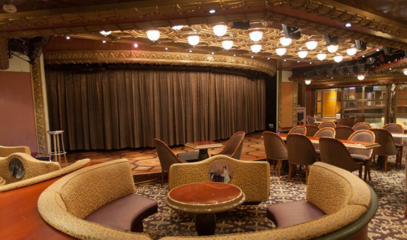 Degas Aft Lounge