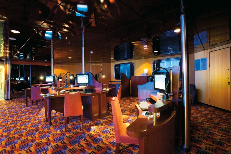 Internet Cafe