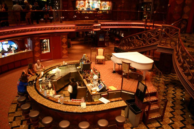 Atrium Bar