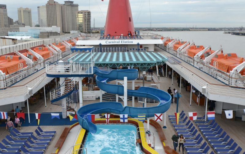Carnival twister Waterslide