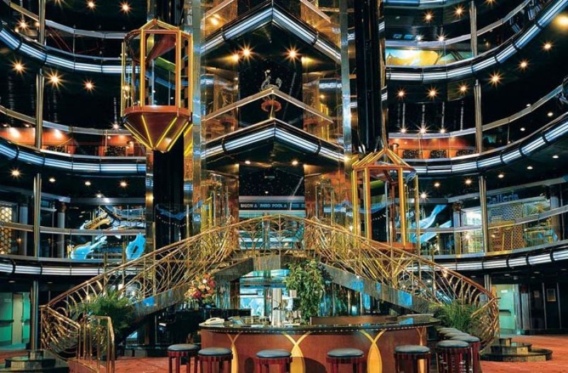 Grand Atrium Plaza