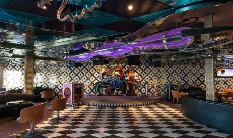 Avant Garde Lounge