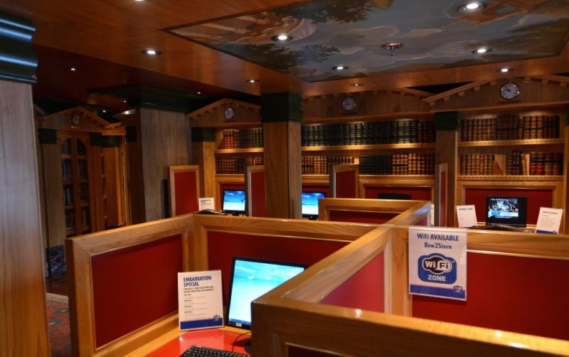 The Holmes Library & Internet (Computer Room)