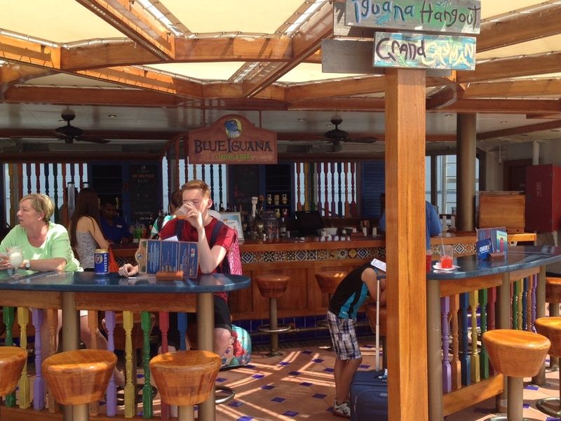 Bluelguana Tequila Bar