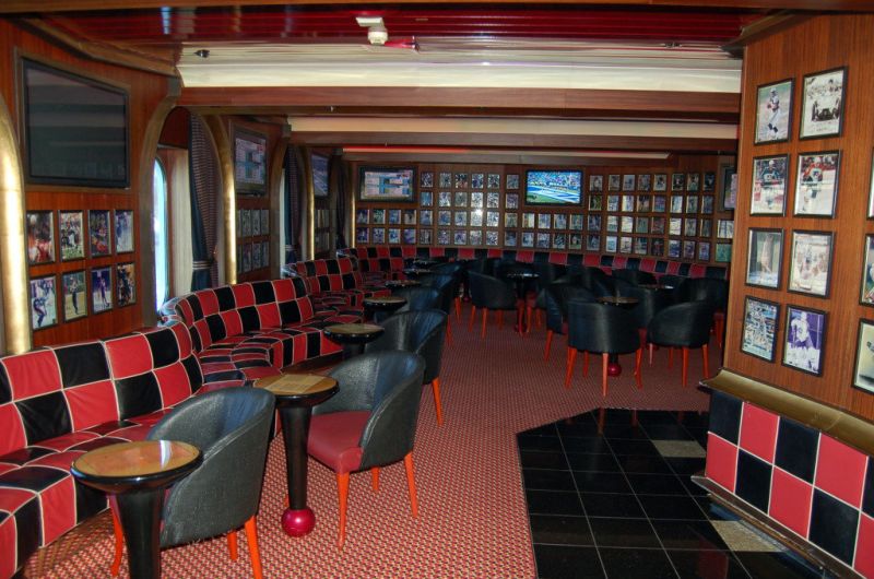 Maguire's (Sports Bar)