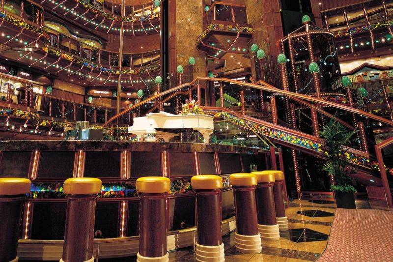 Paradise Lobby Bar