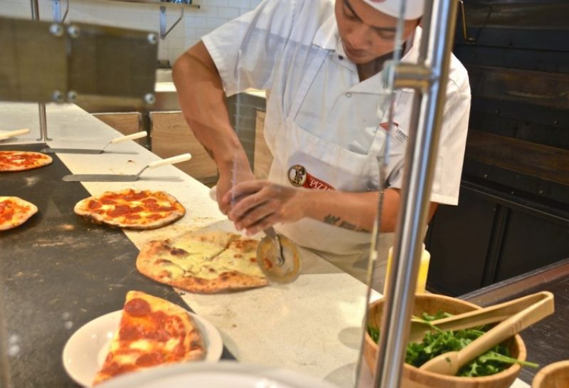 Pizzeria