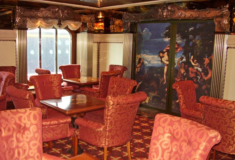 Crystal Card Room