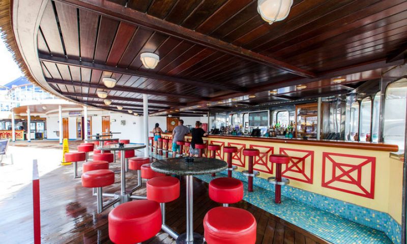Pool Bar