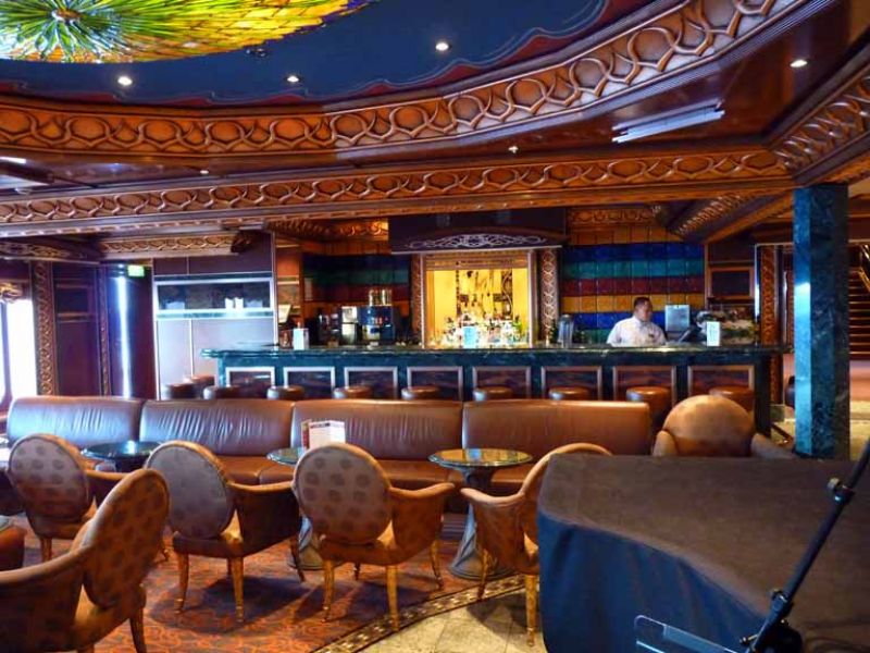 Deco Foyer Lounge