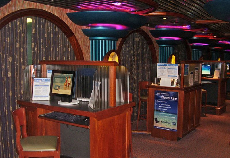 Internet Cafe