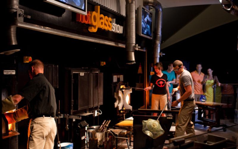 The Hot Glass Show