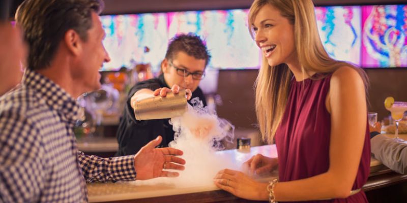 Molecular Bar