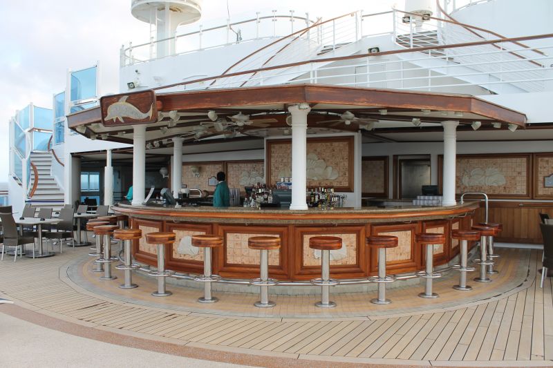 Tradewinds Bar