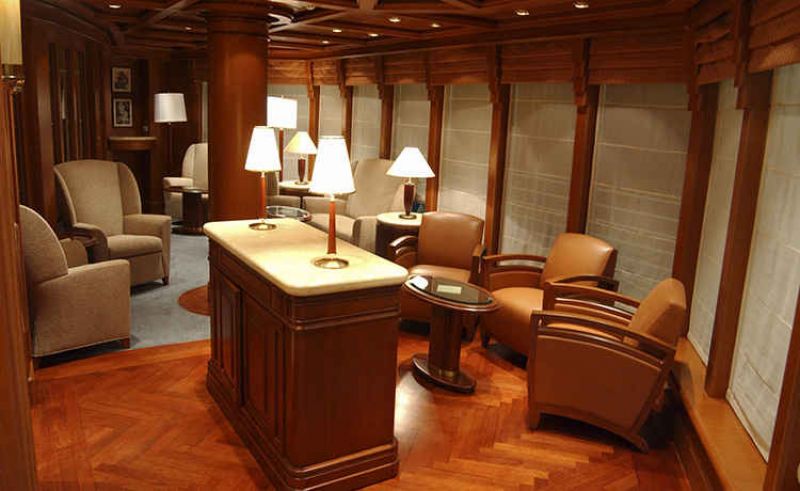 Churchill Lounge