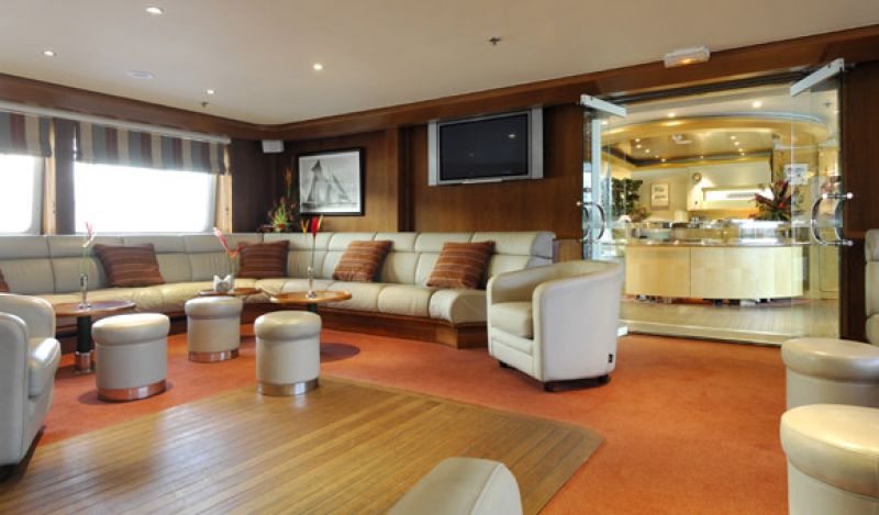 Saphir Lounge