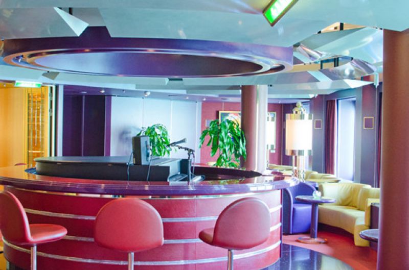 Piano Bar