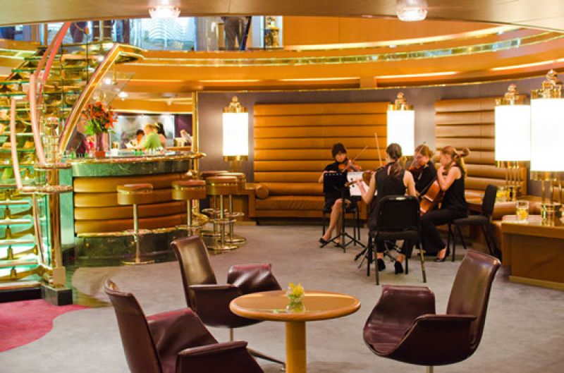 Atrium Bar