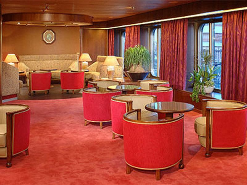 Explorers Lounge