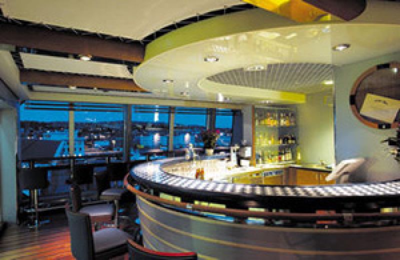 Polar Bar