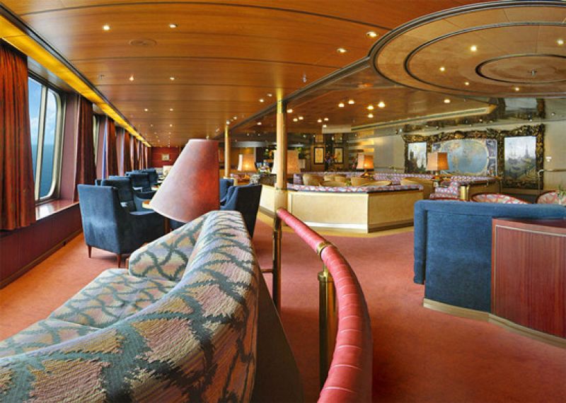 Explorers Lounge