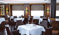 Yacht Club-exclusive Restaurant