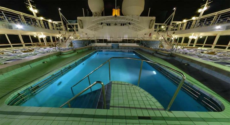 Riviera Pool
