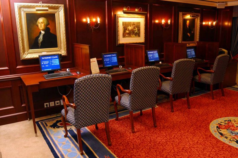 Internet Cafe