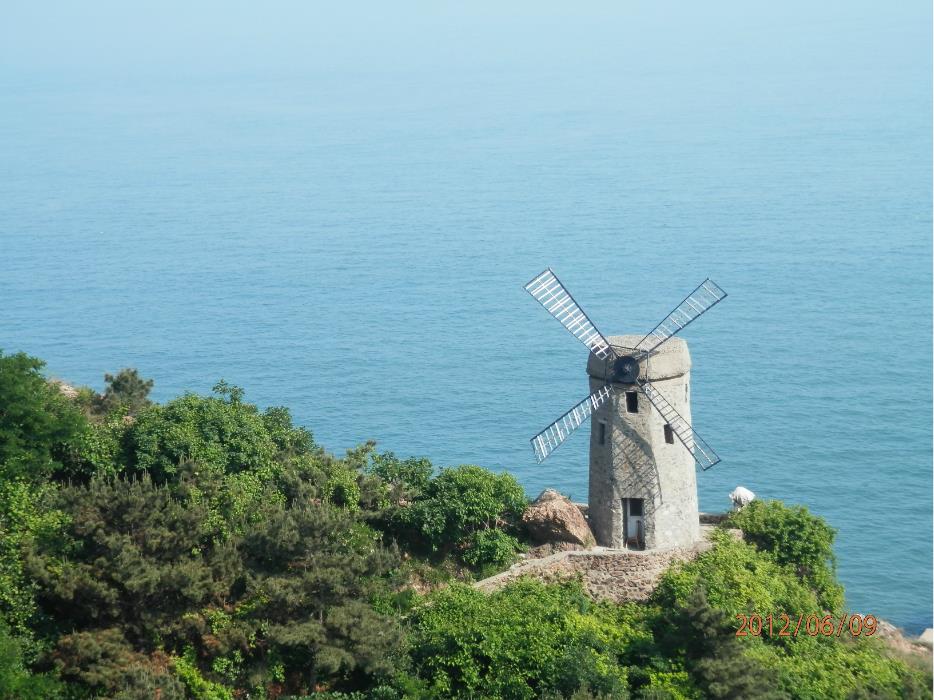 青岛+威海+烟台+蓬莱+大连+旅顺高飞6日跟团游 仙境海岸 H山东