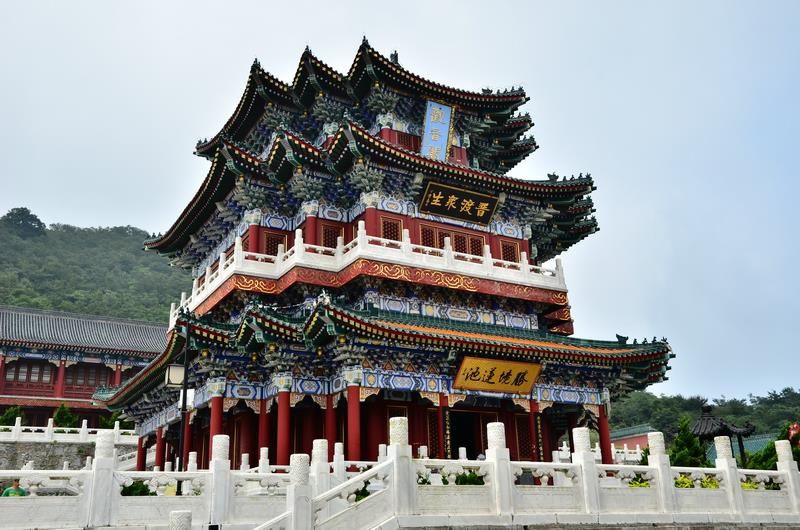 『湘约张家界』直飞凤凰双飞5日；闯张家界仙境，观天门奇险，醉凤凰古城