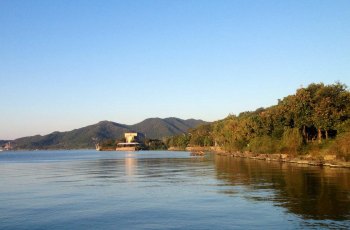 东钱湖