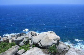 观日岩