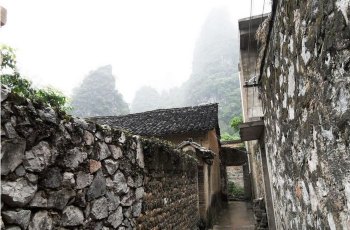 浪石村