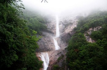 九龙瀑