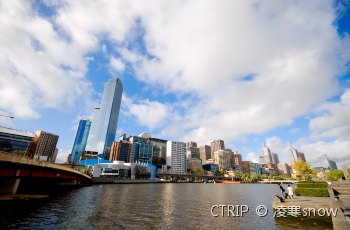 雅拉河