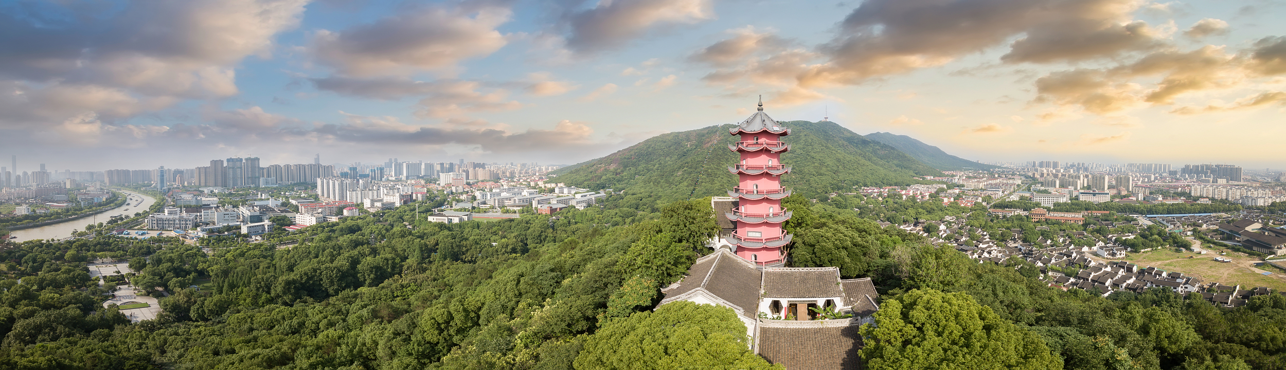 龙光塔