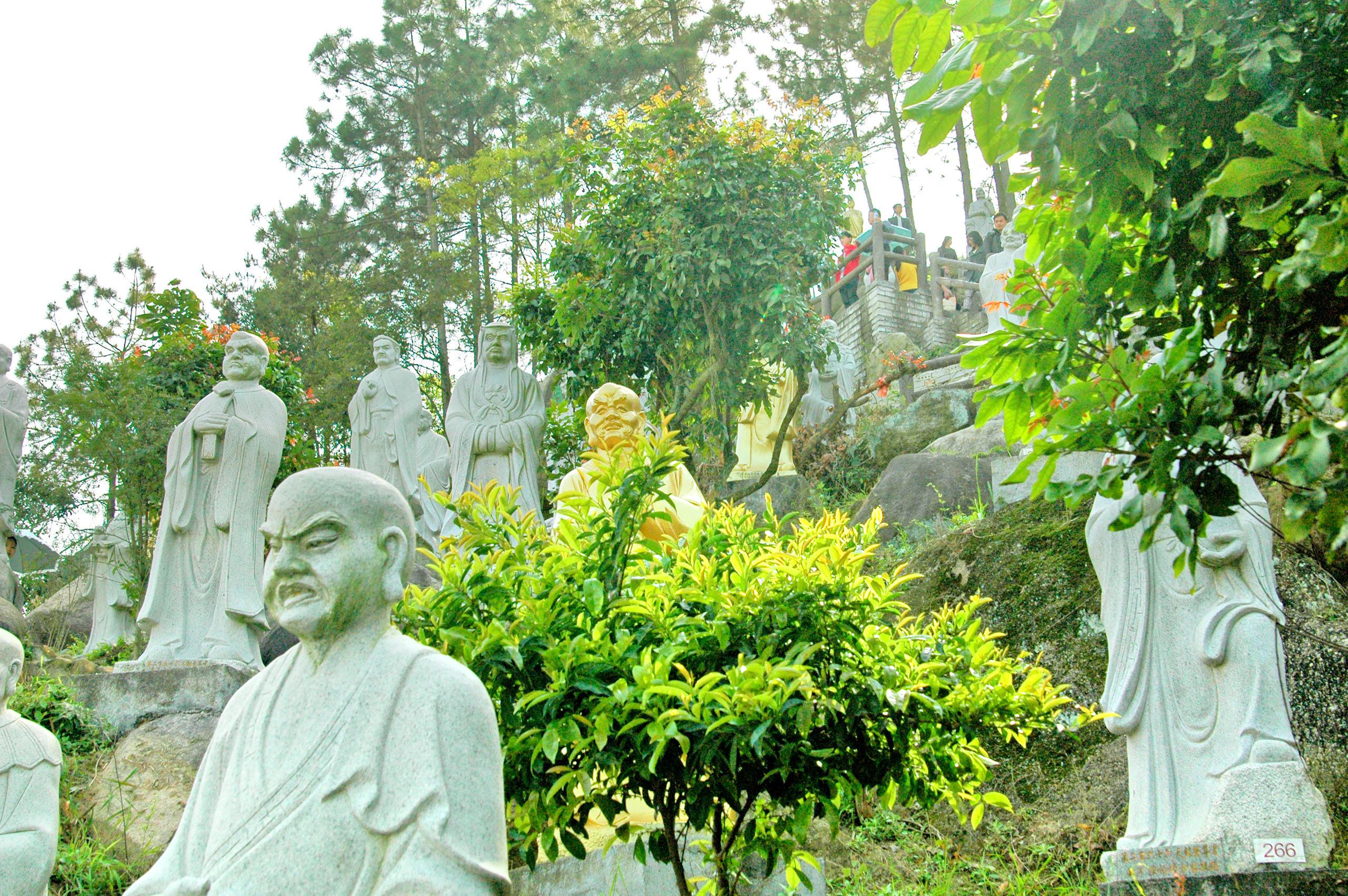 罗汉山