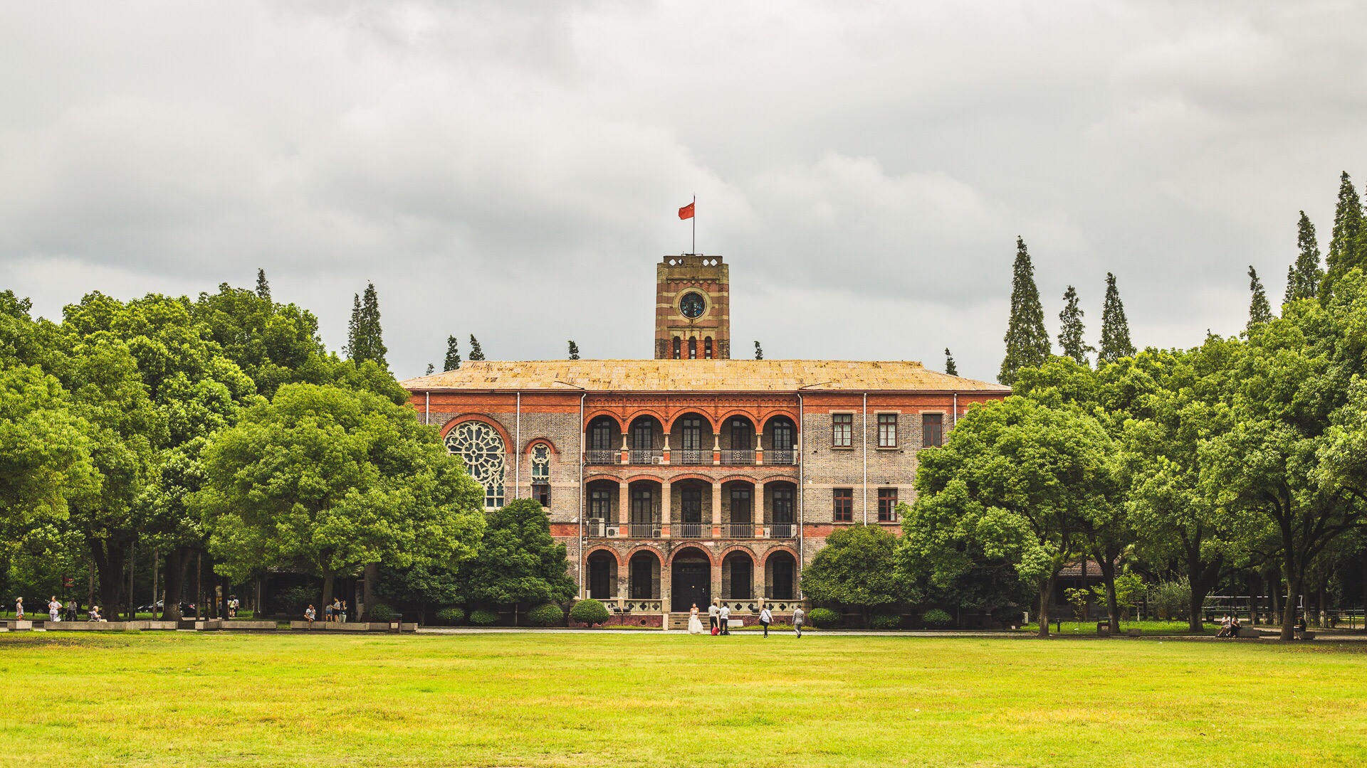 苏州大学