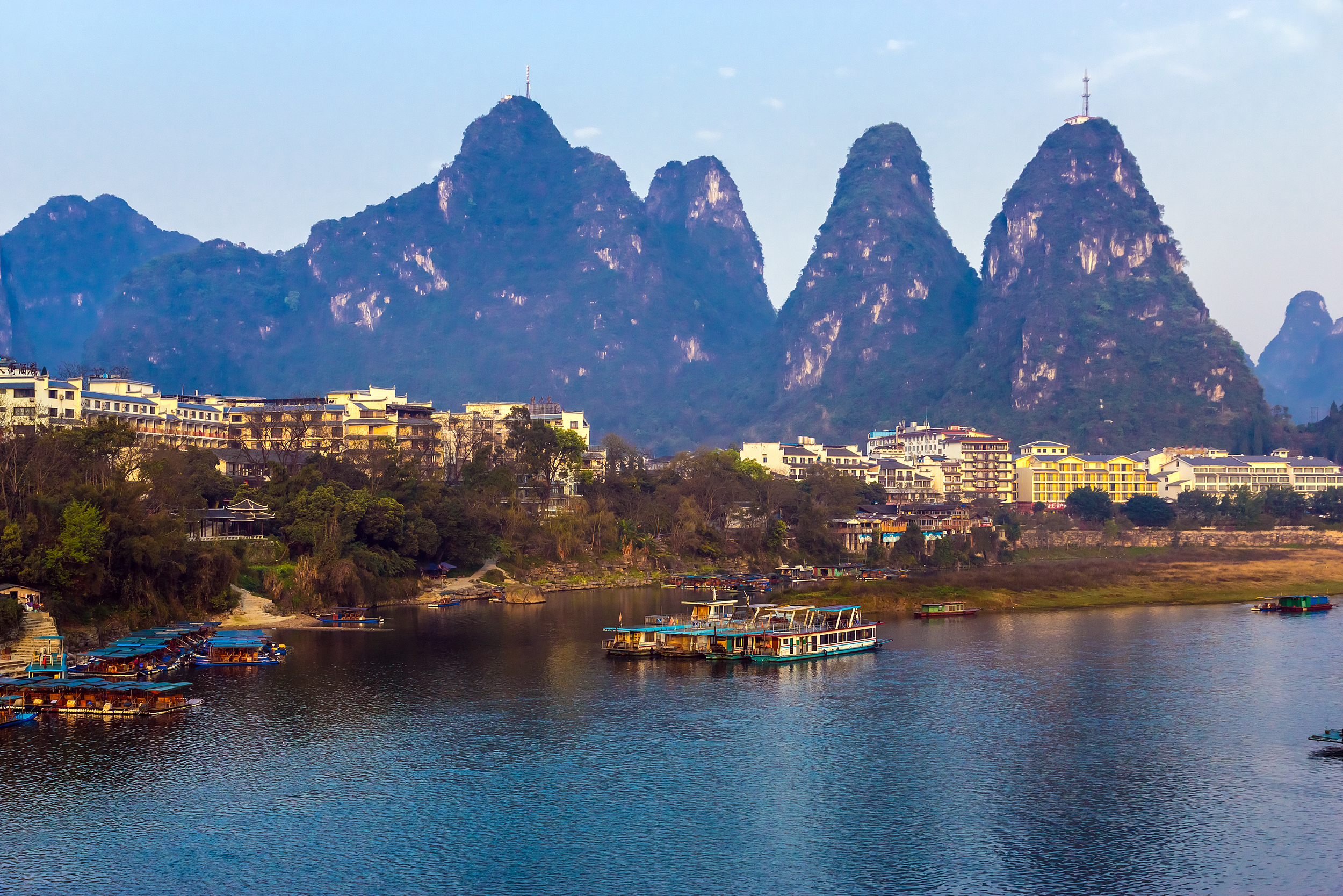 书童山
