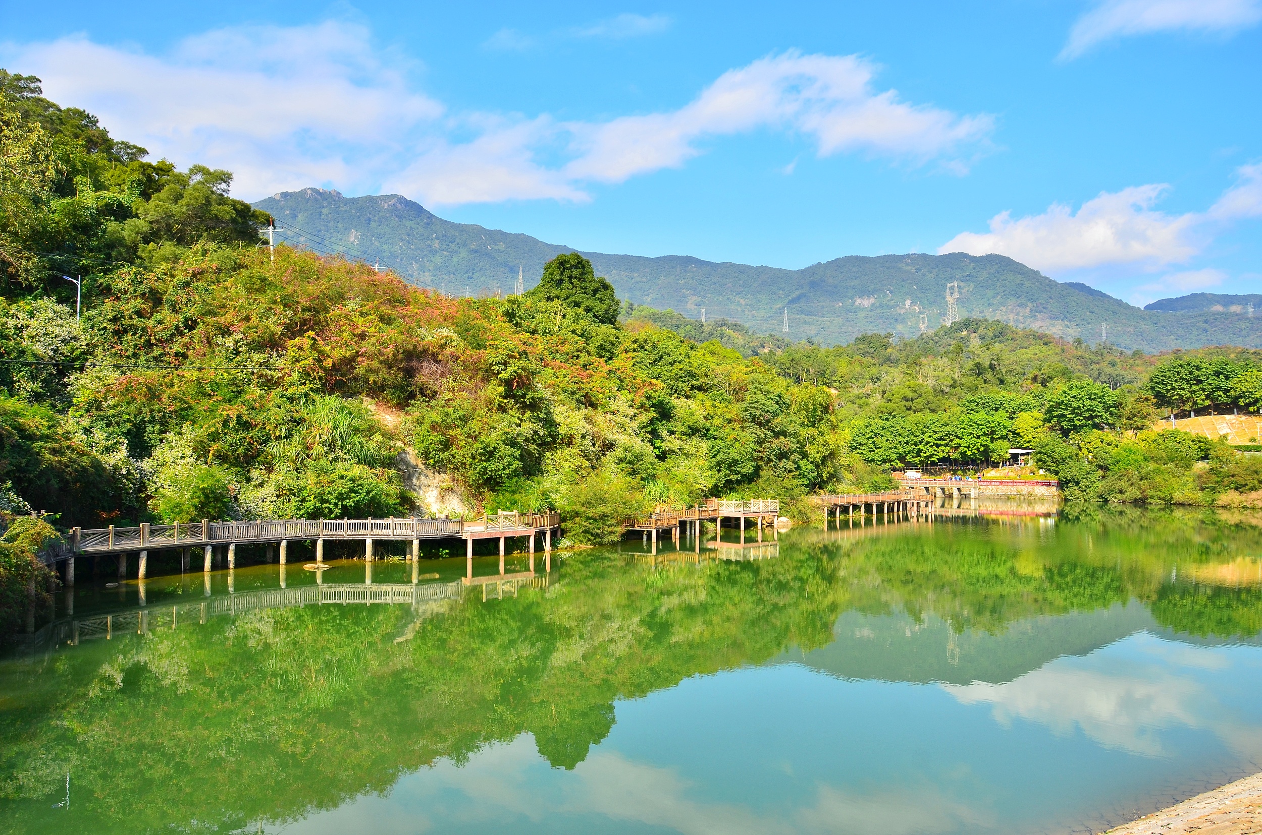 双龙潭风景区