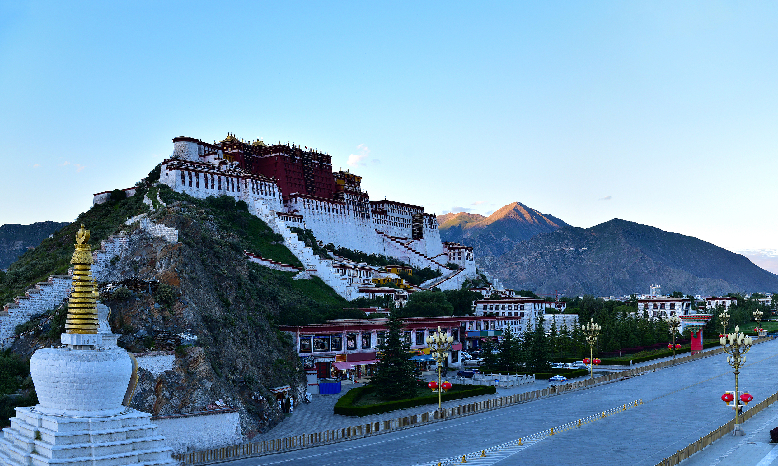 布达拉宫药王山观景台