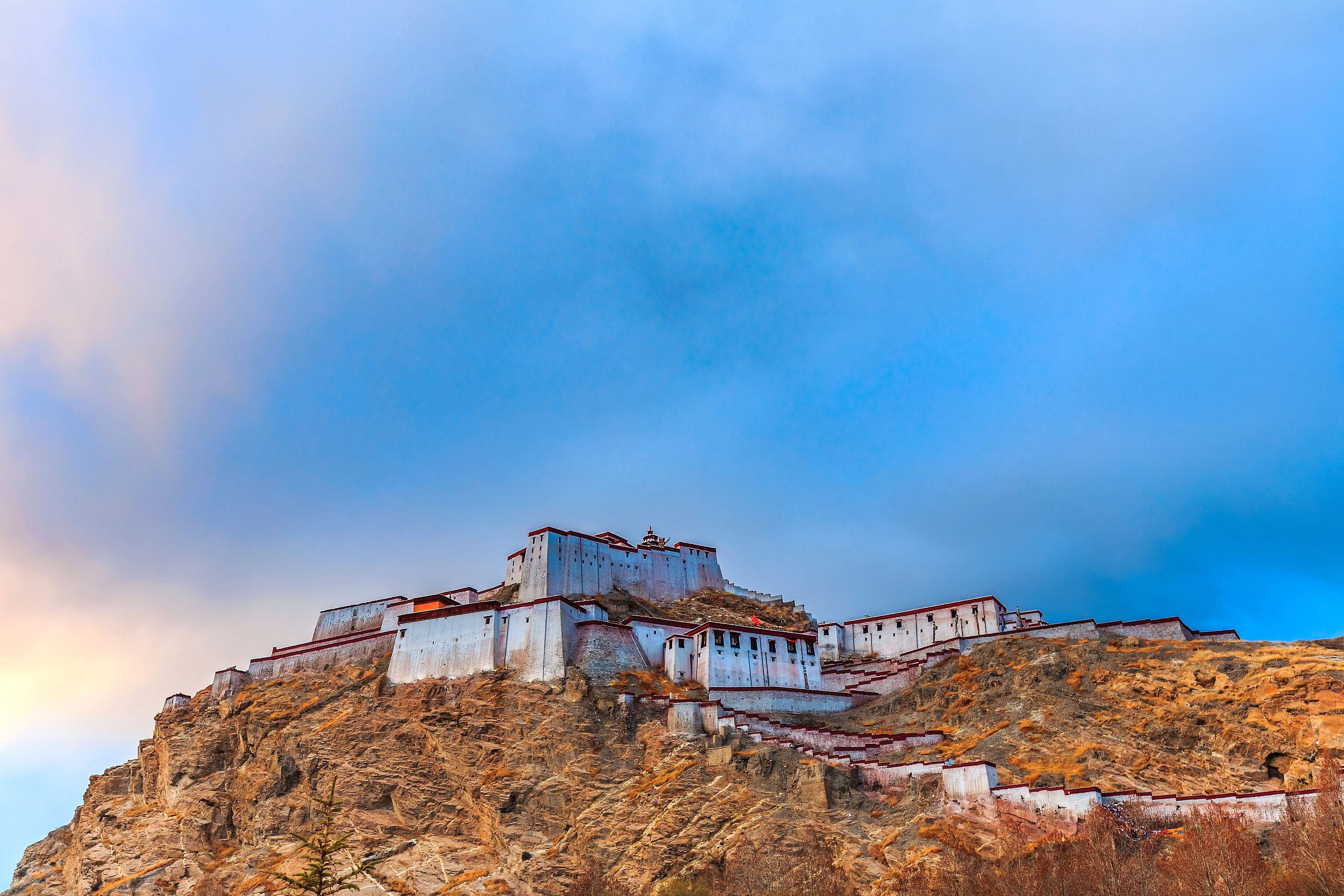 江孜宗山古堡