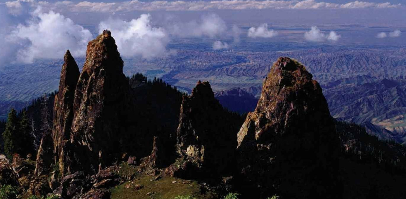 灯杆山(顶天三石)