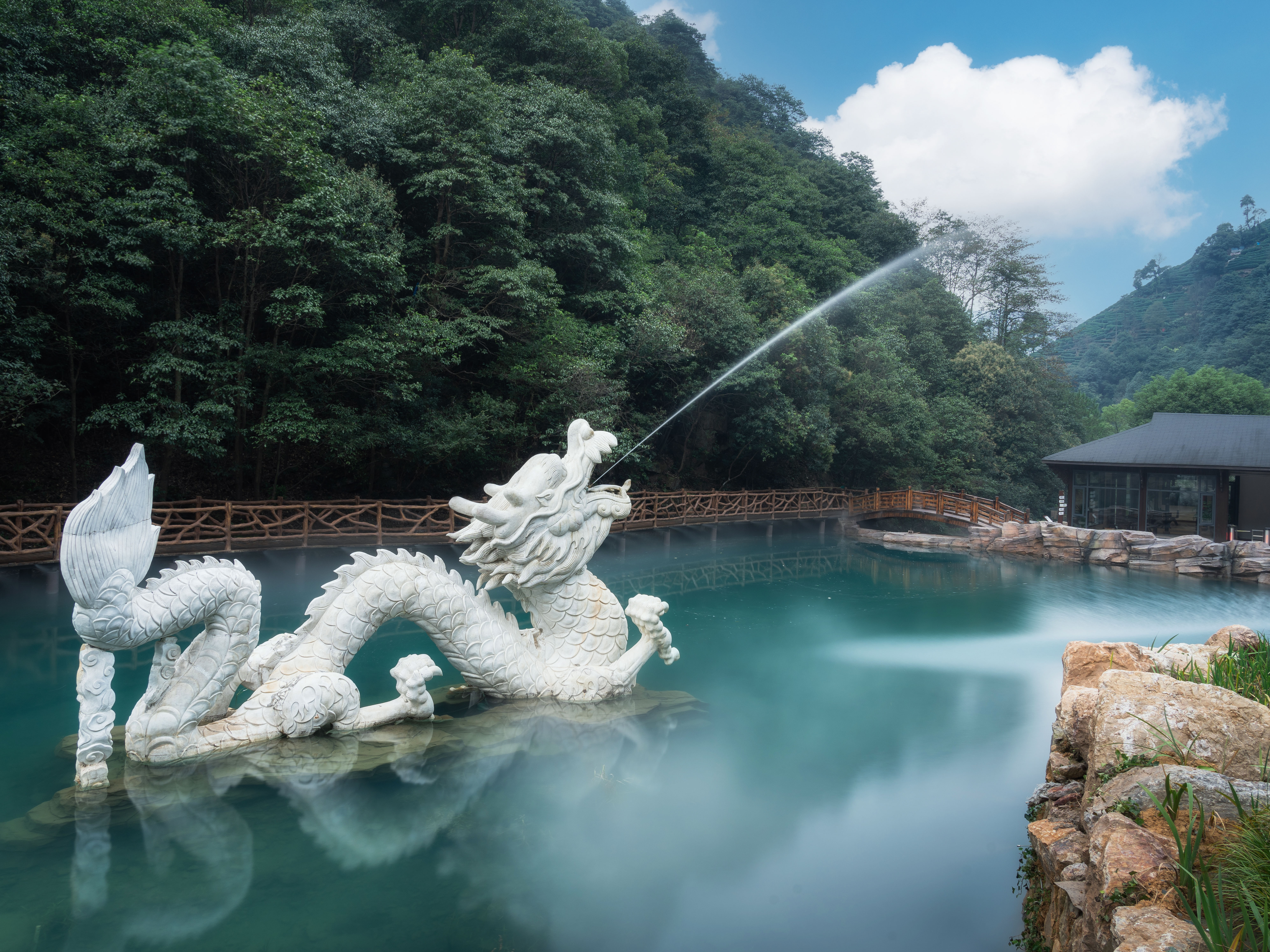 白龙潭景区