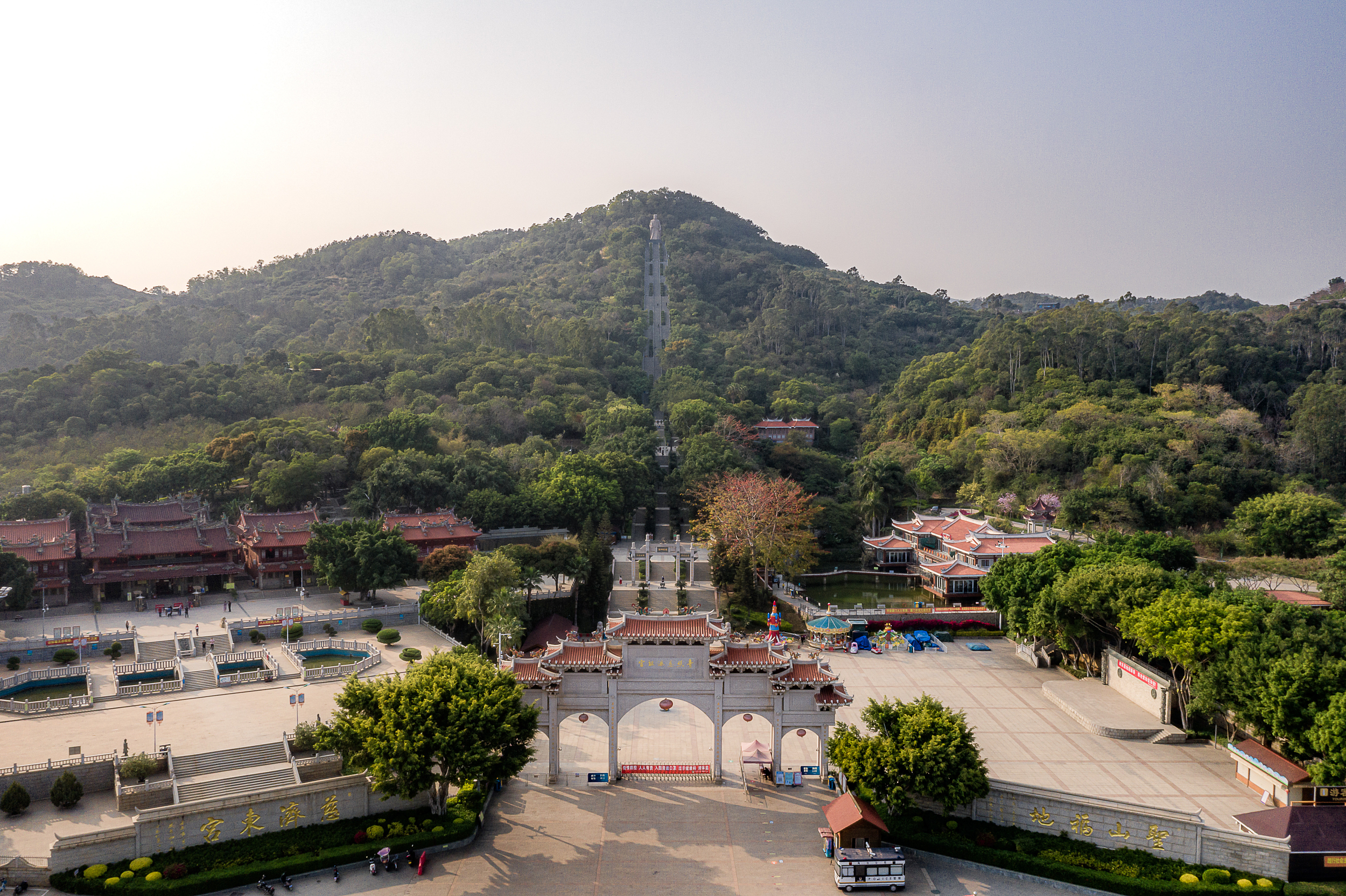 青礁慈济宫
